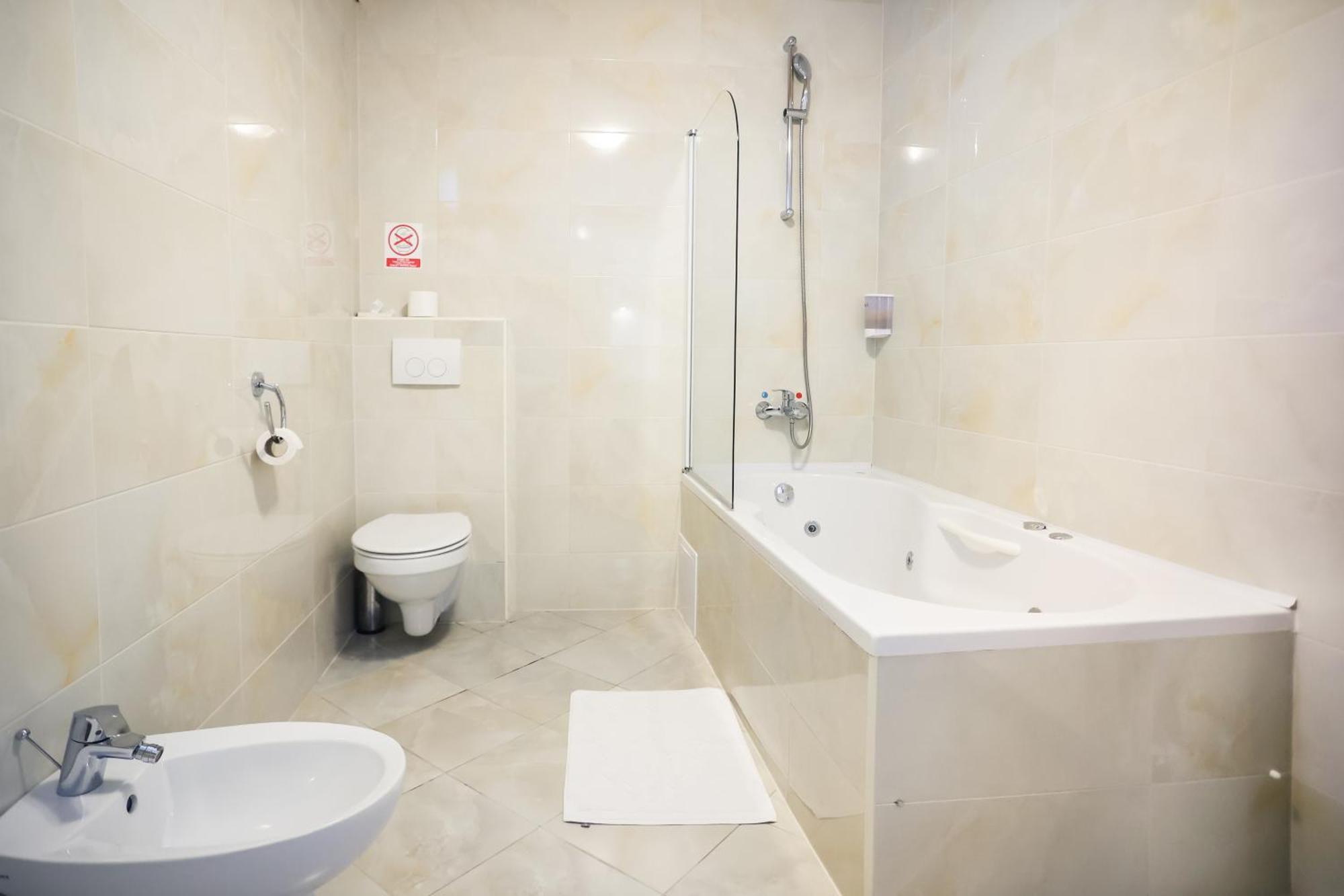Hotel Garten 3*