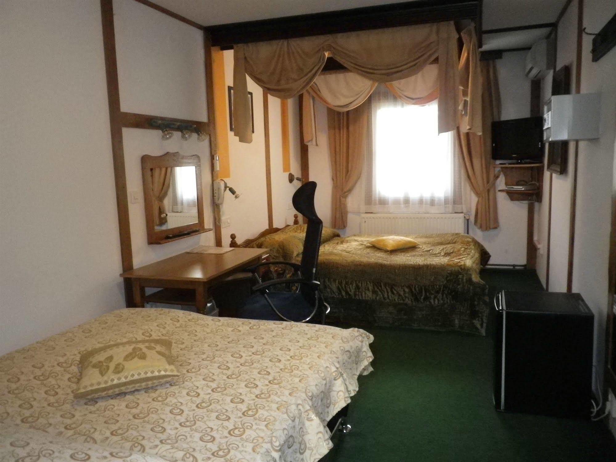 Garten Hotel 3*